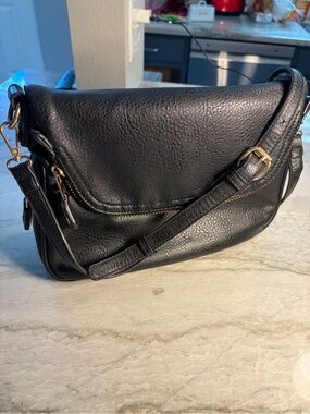 Black Leather Crossbody Shoulder Bag